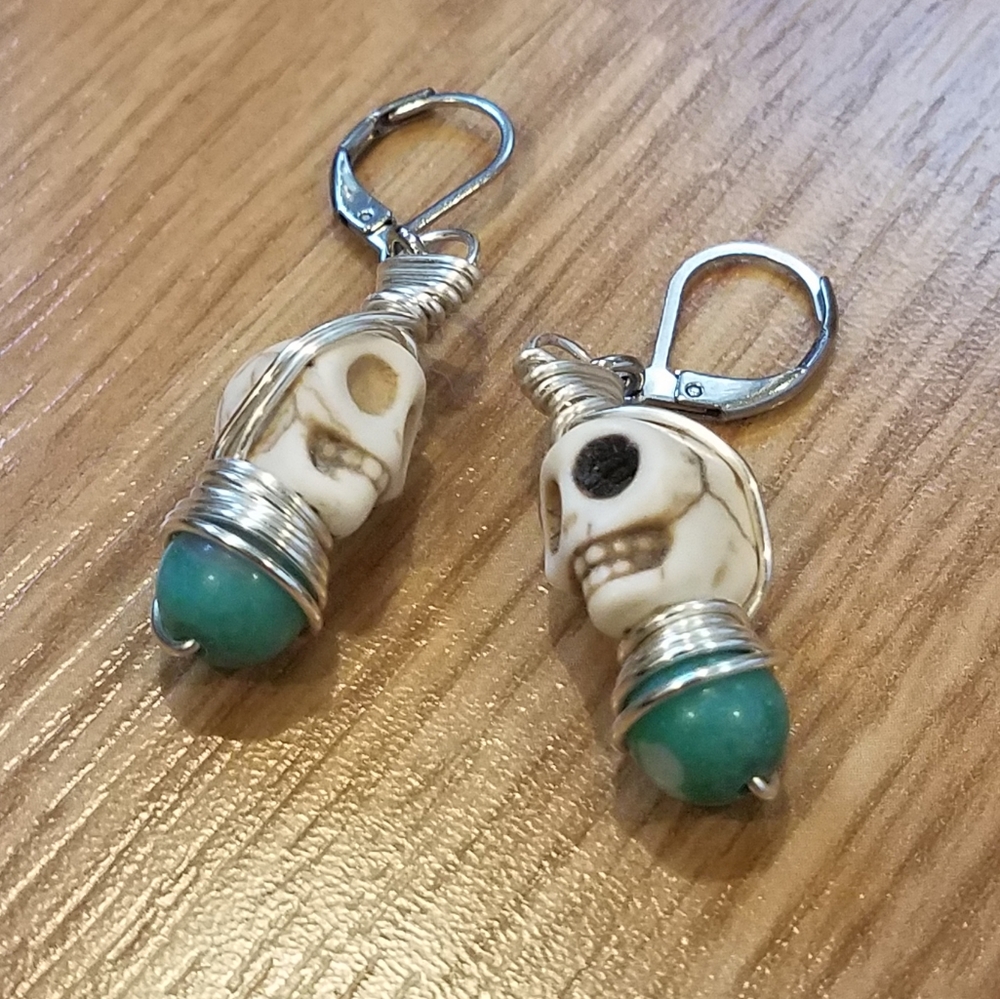 FINAL PRICE Skull Dragon Skin Agate Bauble Earrings